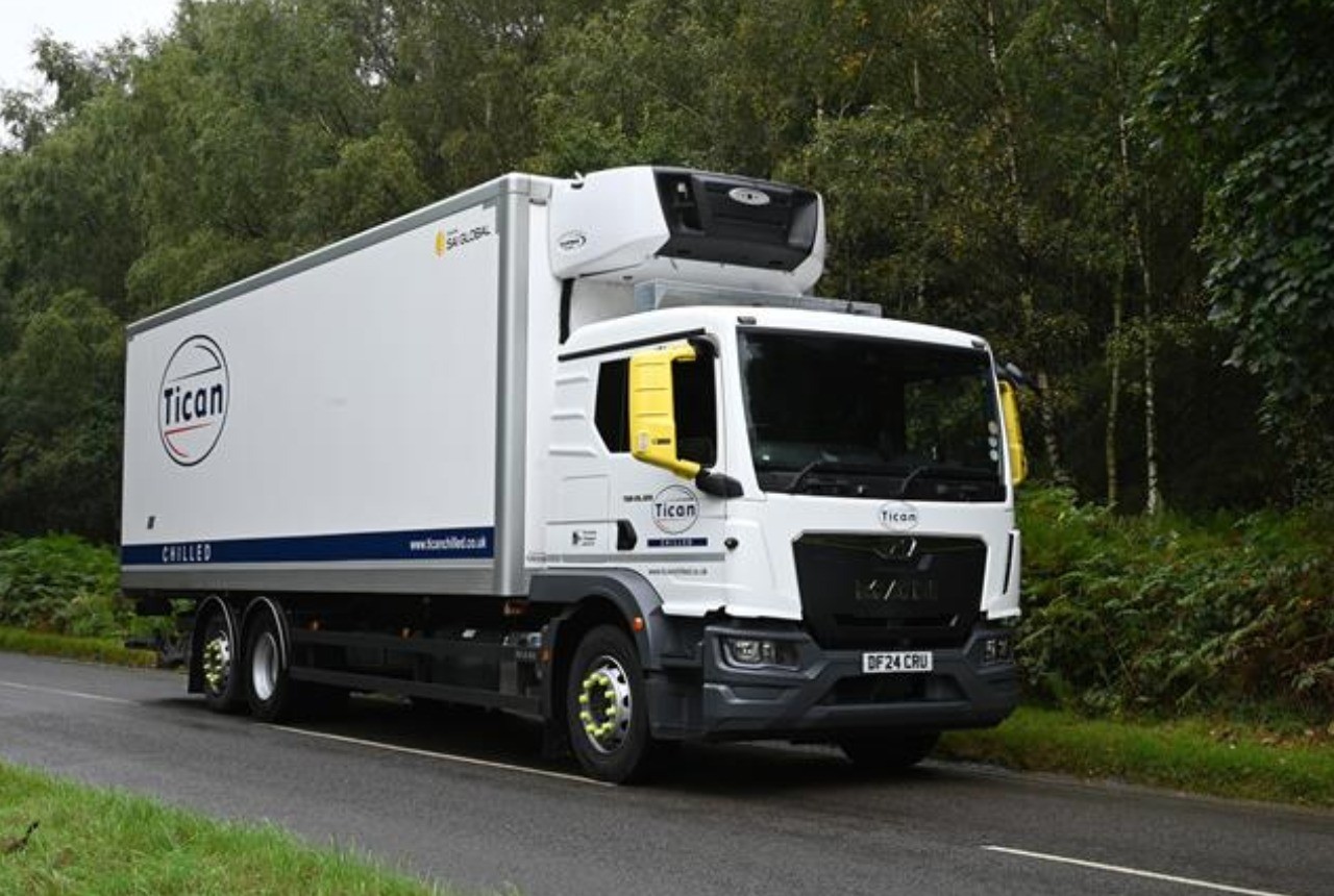 HGV Class 2 Driver - Boston - Daytime - 4 Days image